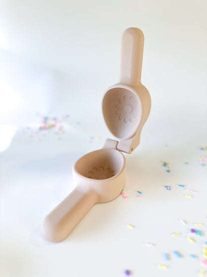 Jumbo Eco Egg Press | Natural